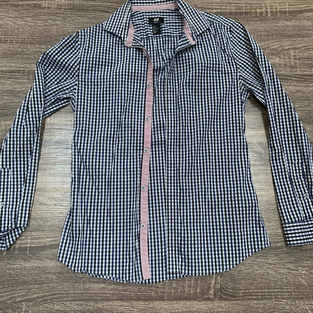 H&M Men’s slim fit Dress Shirt